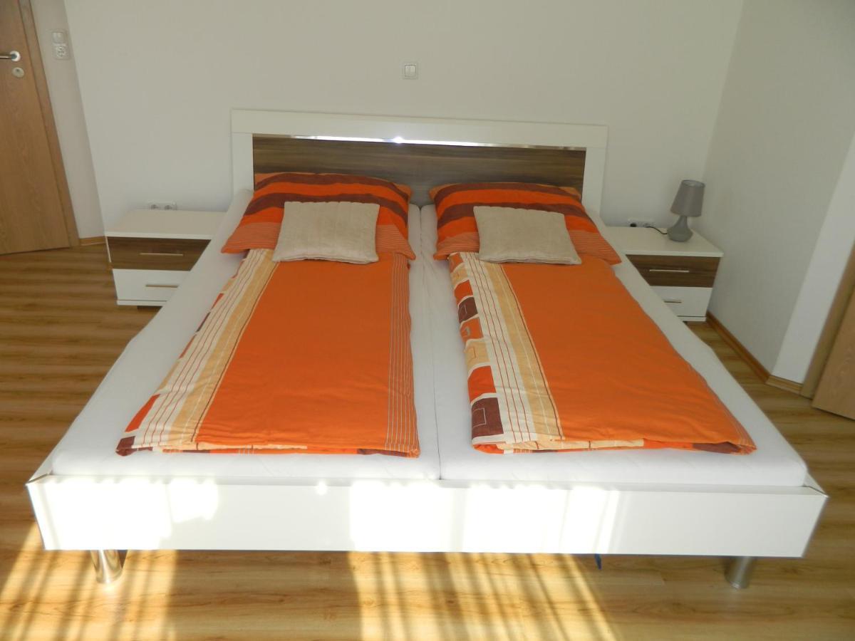 Gaestehaus Borniger Gau-Weinheim Εξωτερικό φωτογραφία
